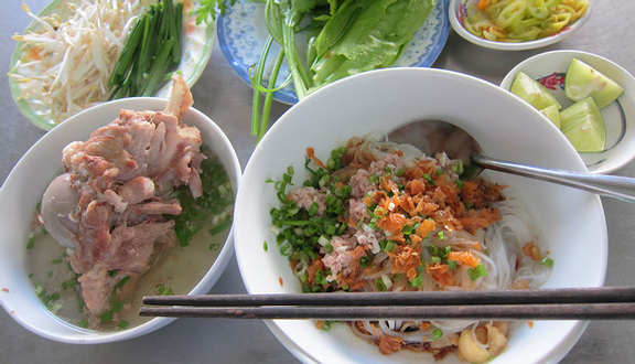 Hủ Tiếu Sườn Mỹ Tho & Bánh Mì