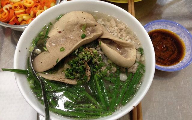 Bún gạo sườn