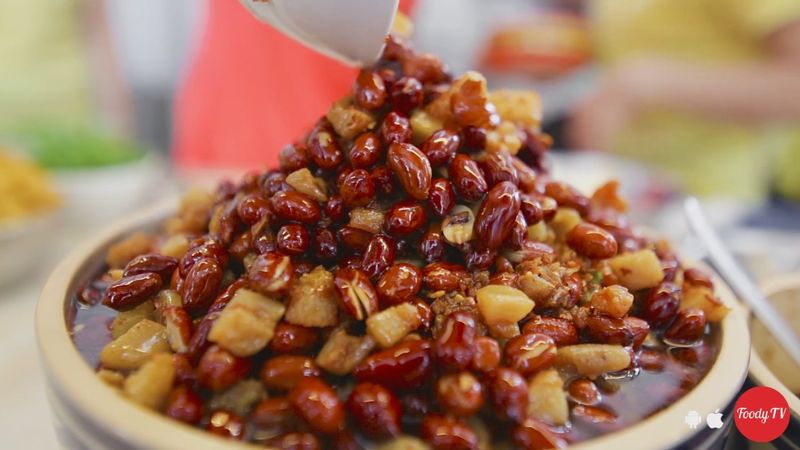 Hủ Tiếu Mì Du Ký - Lũy Bán Bích