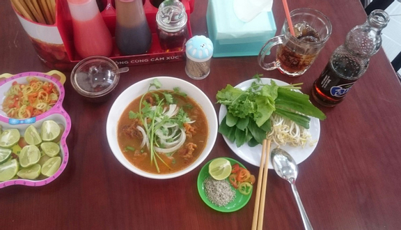 Hủ Tiếu Mì Bò Kho - Thạch Lam