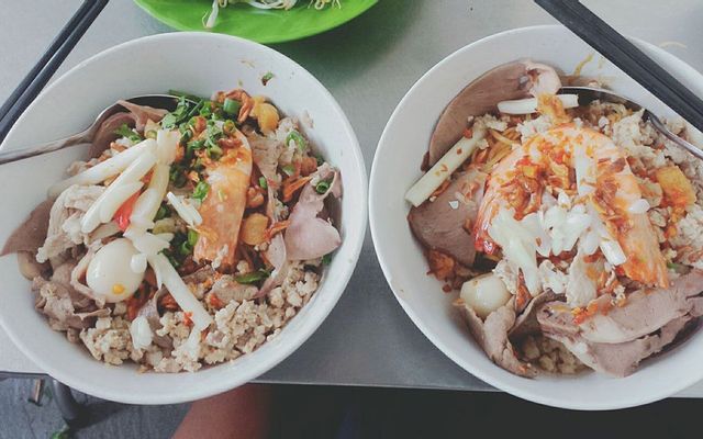 Hủ Tiếu Mì 202
