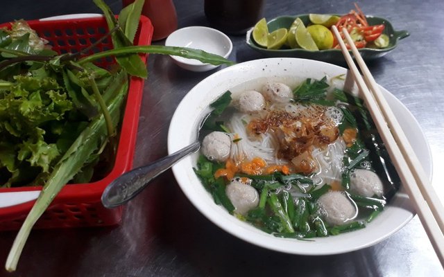 Hủ tiếu bò viên
