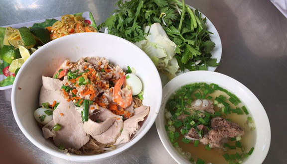 Hủ Tiếu A Hùng