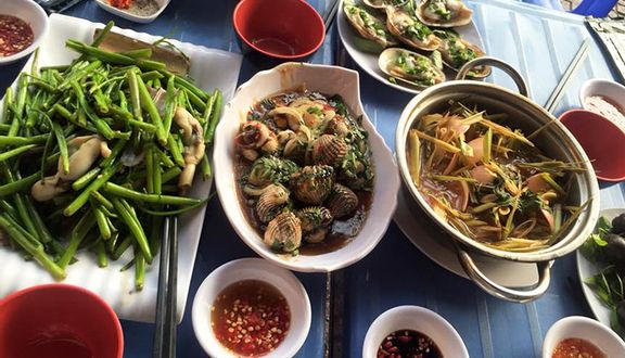 Hòn Đảo Quán - Hải Sản Tươi Sống