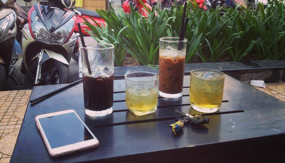 Hội Quán Cafe - Làng Đại Học