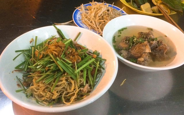 Hoàng Ký Mì Gia - Trần Bình Trọng