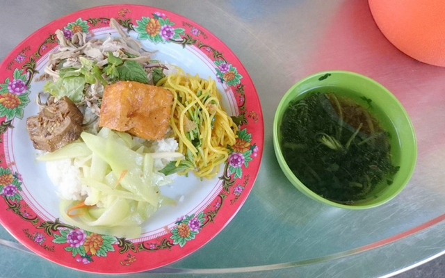 Hoa Tâm Đức - Quán Ăn Chay