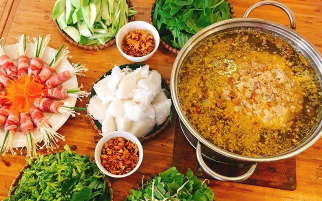Hoa Phượng - Lẩu Cua Đồng