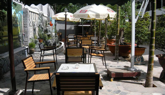 Hiend P&A Cafe