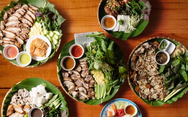 Heo Và Gà - Giò Heo Chiên Giòn
