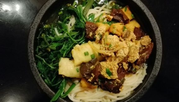 Hẻm Huflit - Cơm Tấm, Bún Thịt Nướng