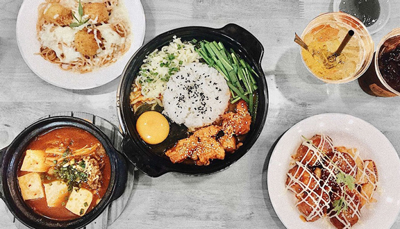 Hẻm Fast Food - Món Hàn Quốc - Trần Hưng Đạo