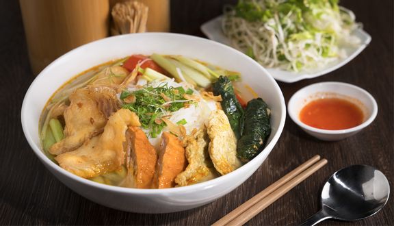 Bún Đậu Hũ  + Thị Bắp Giò