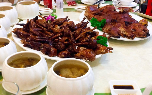 Óc heo chưng hành gừng