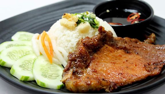 Combo 2 người : 2 Cơm chiên hải sản + 2 nước ép chanh dây