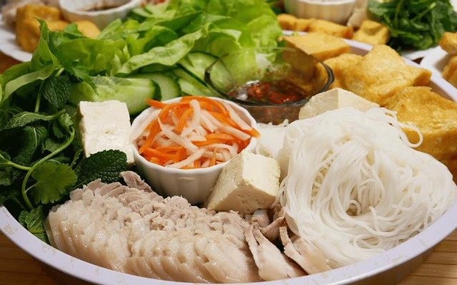 Bún đậu + chả cốm