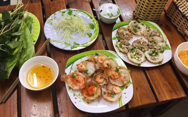 Bánh khọt mực - trứng
