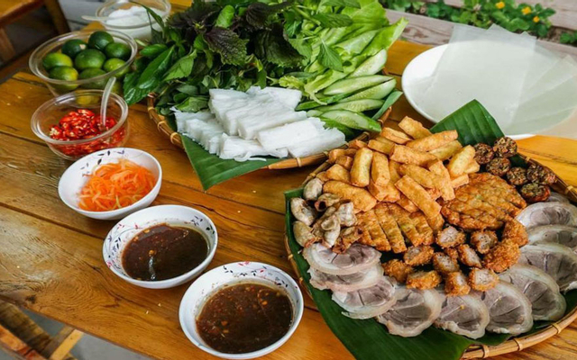 Bún đậu + chả cốm