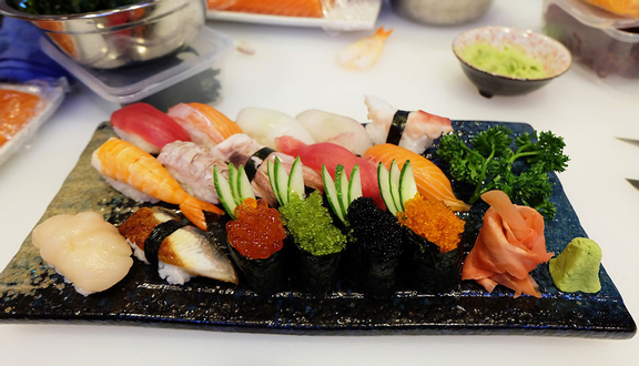 H & H - Sushi & Sashimi