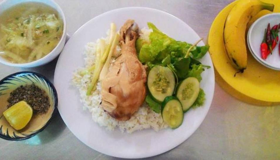 Cơm gà chặt