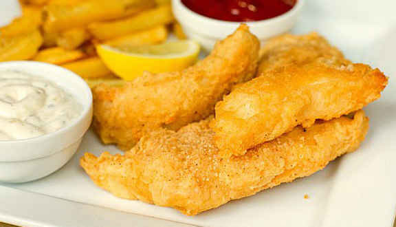 Chicken Curry Pie and chips