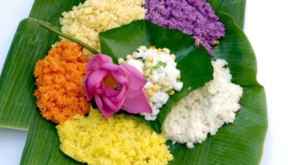 Xôi lá cẩm nấu nước cốt dừa