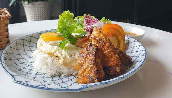 Salab Bò Mỹ sốt Dầu Giấm/CockTail