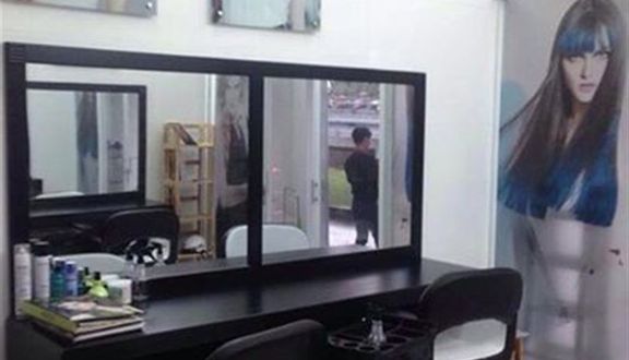 Beauty Salon Tin - Hair & Makeup