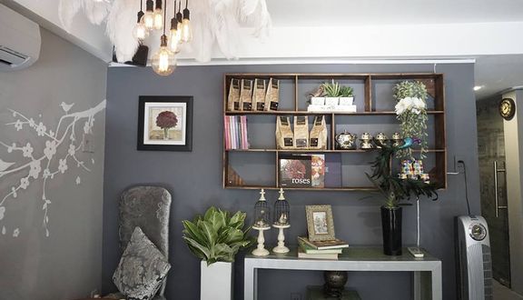 BD Florist & Flower Coffee - Cafe Hoa Cưới Nhỏ Xinh