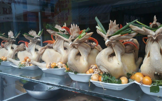 Gỏi gà nửa con