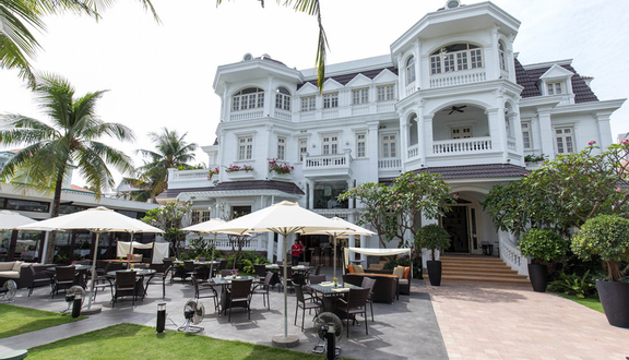 Villa Song Saigon Resort