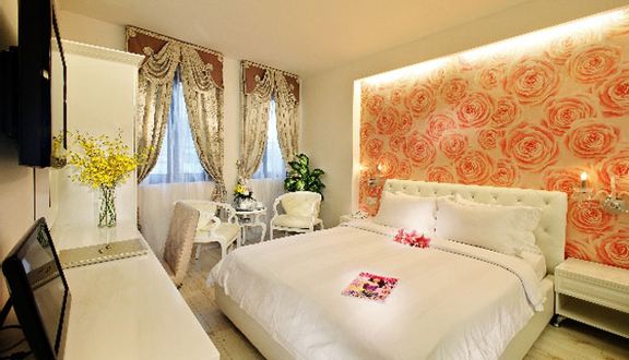 The White Hotel - Lê Thánh Tôn