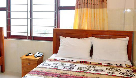 Song Quỳnh Hotel