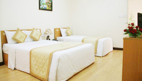 Quỳnh Hương Hotel - Lý Phục Man