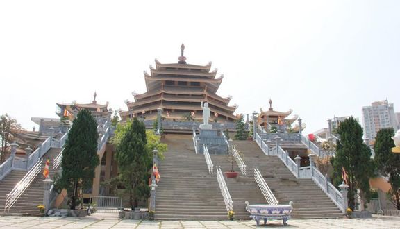 Pháp Viện Minh Đăng Quang