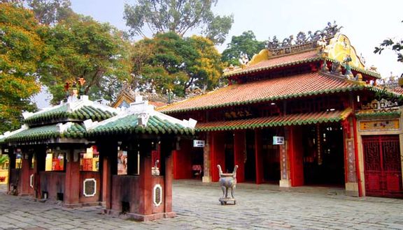 Lăng Ông Bà Chiểu - Vũ Tùng