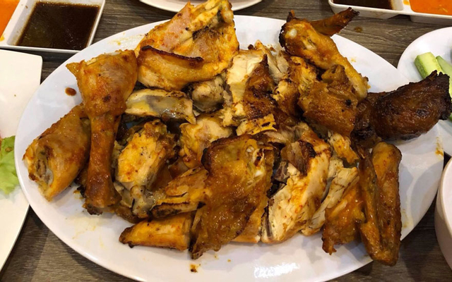 Gà nướng nửa con