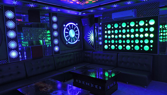 Sao Bạch Dương Karaoke