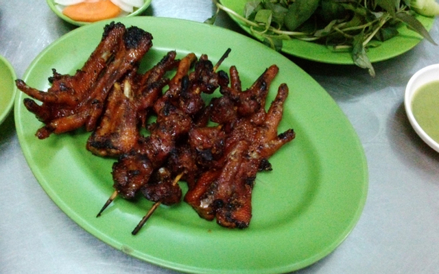 Chân gà nướng