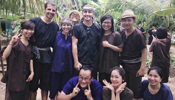 Sai Gon English Club - Bùi Thị Xuân