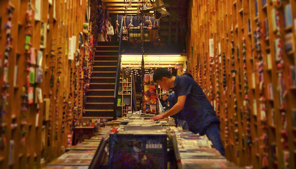 Art Book - Lê Lợi