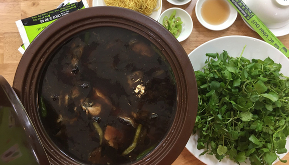 Gà Ác Vĩnh Quý - Tạ Quang Bửu