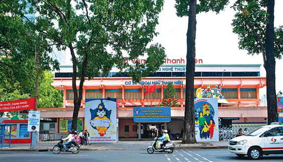 Nhà Văn Hoá Thanh Niên
