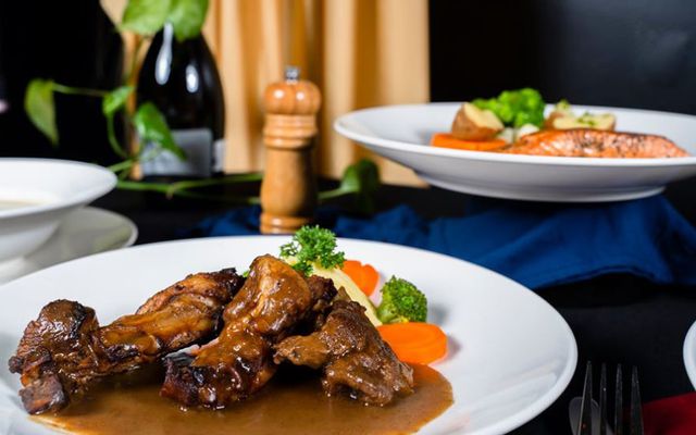 G5 Restaurant & Lounge