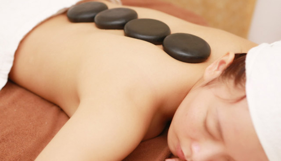 Mỹ Viện Callalily - Massage Body Tinh Dầu