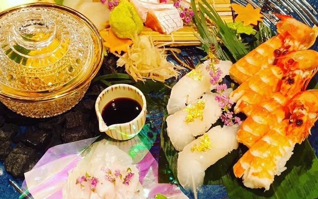 FUME Restaurant - Sushi