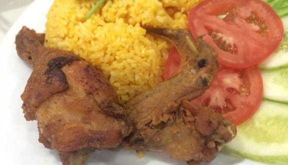 Food Court - Co.op Mart Lữ Gia