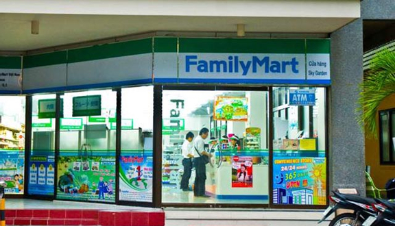 FamilyMart  - Trường Sơn