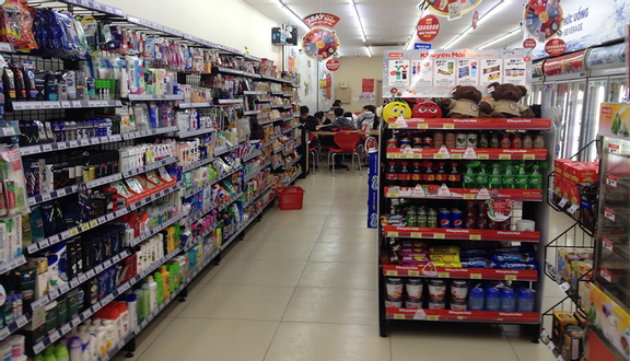 FamilyMart - Bia Lạnh Các Loại - Nguyễn Đình Chiểu