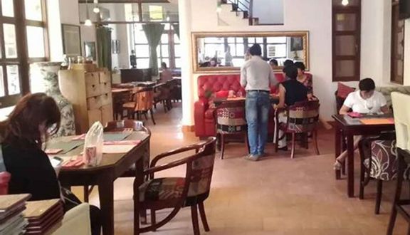 Evita Cafe